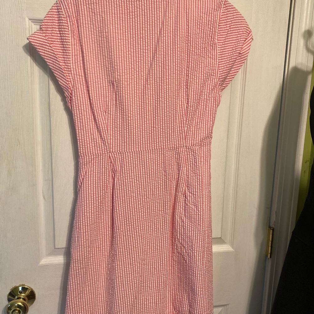 Gently used VINEYARD VINES TIE FRONT DRESS seersucker stripe shirt dress sz 8